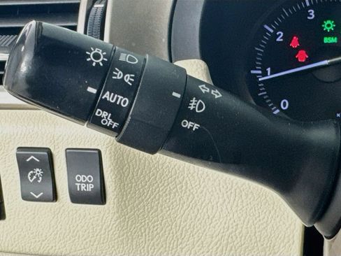 Used 2016 Lexus GX 460 w/ Premium Package AWD/4WD image 14