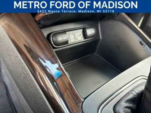Used 2020 Kia Sorento EX AWD/4WD image 16