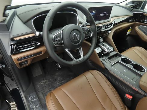 Used 2026 Acura MDX w/ Technology Package FWD image 9