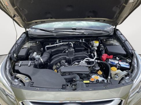 Used 2021 Subaru Outback Limited AWD/4WD image 9