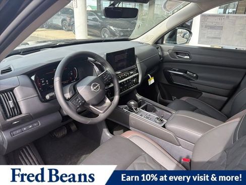 New 2026 Nissan Pathfinder Platinum w/ Cargo Package image 3