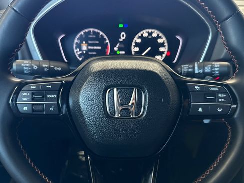 Certified 2025 Honda Pilot Sport image 24