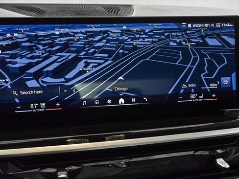 Used 2024 BMW X7 xDrive40i w/ Premium Package image 13