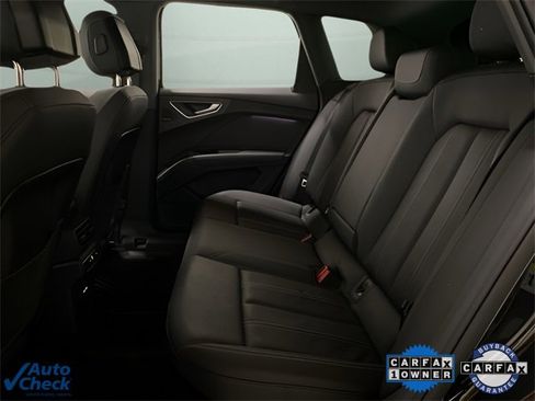 Used 2024 Audi Q4 e-tron Premium Plus image 70