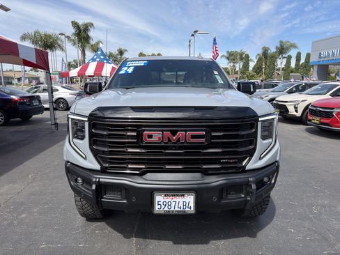 Used 2024 GMC Sierra 1500 AT4X w/ AT4X AEV Edition AWD/4WD image 3