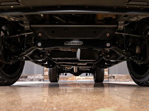 Used 2024 Chevrolet Silverado 2500 LTZ w/ LTZ Plus Package image 15