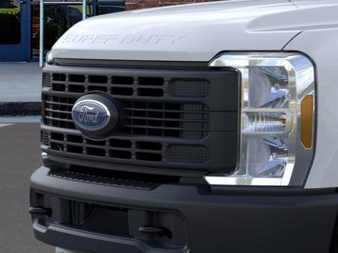 New 2026 Ford F250 XL image 17