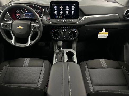 New 2026 Chevrolet Blazer LT image 3