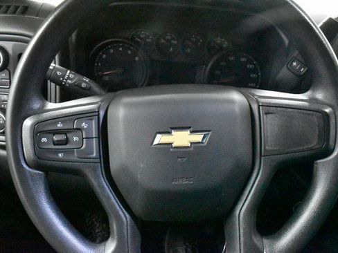 Used 2024 Chevrolet Silverado 2500 Custom w/ Custom Value Package image 19