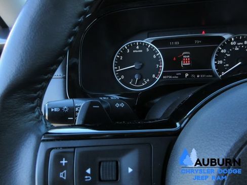 Used 2024 Nissan Pathfinder SL AWD/4WD image 16