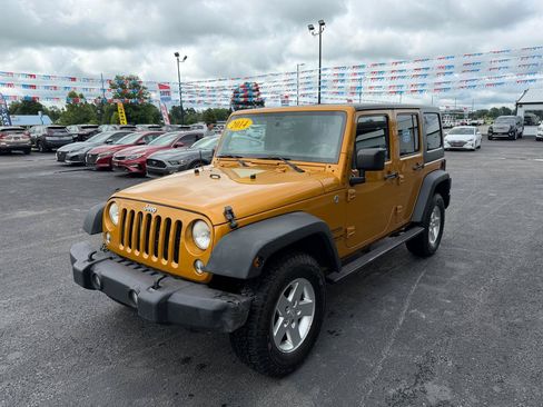 Used 2014 Jeep Wrangler Unlimited Sport w/ Quick Order Package 24S AWD/4WD image 9