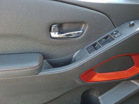 Used 2024 Nissan Frontier PRO-4X w/ Off-Road Protection Package image 12