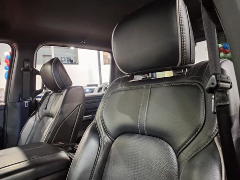 Used 2024 RAM 1500 Limited AWD/4WD image 22