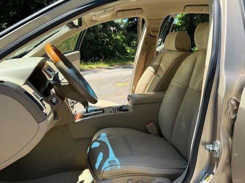 Used 2005 Cadillac STS w/ Preferred Equipment Group RWD image 7