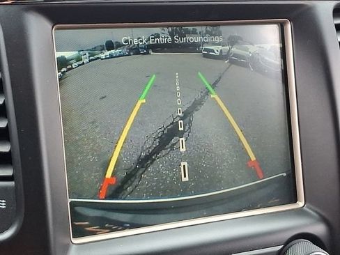 Used 2016 Jeep Grand Cherokee Limited AWD/4WD image 13