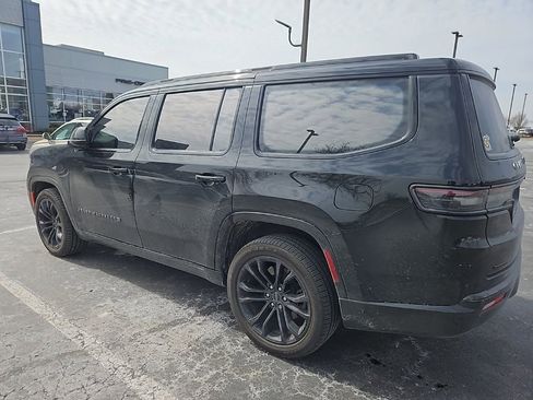 Used 2023 Jeep Grand Wagoneer Series II w/ Quick Order Packagew 28T image 2