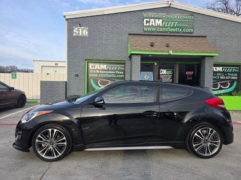 Used 2016 Hyundai Veloster Turbo image 7