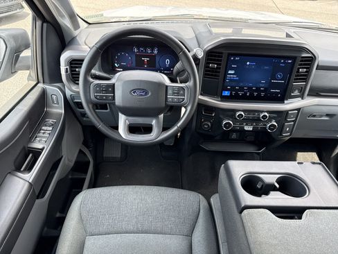 Used 2025 Ford F150 XLT w/ Equipment Group 301A Standard AWD/4WD image 15
