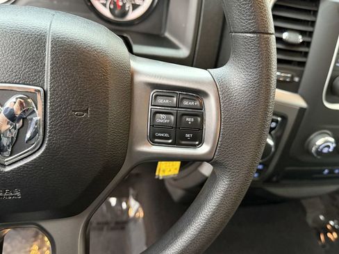 Used 2024 RAM 1500 Classic SLT image 20