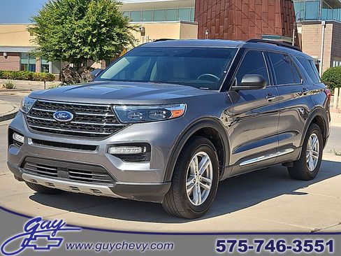 Used 2021 Ford Explorer XLT w/ Equipment Group 202A AWD/4WD image 1