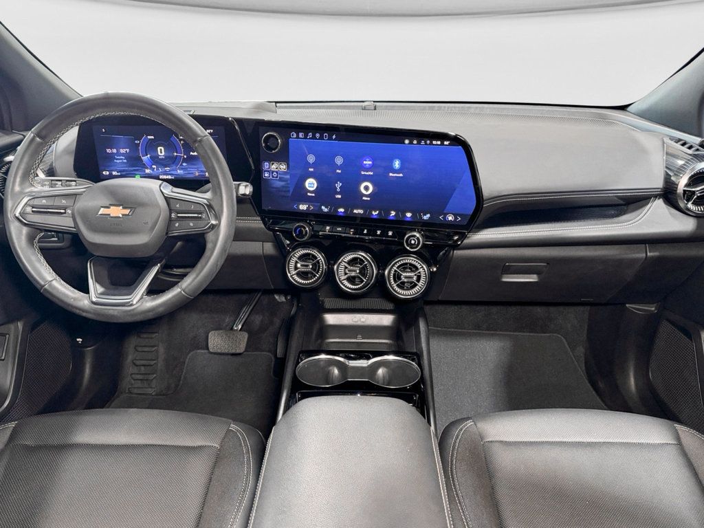 Used 2024 Chevrolet Blazer EV LT AWD/4WD image 17