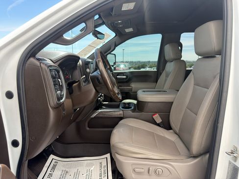 Used 2021 Chevrolet Silverado 2500 LTZ w/ LTZ Convenience Package AWD/4WD image 16