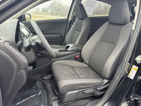 Used 2020 Honda HR-V EX image 3
