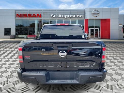 Certified 2023 Nissan Frontier SV w/ Midnight Edition Package AWD/4WD image 3