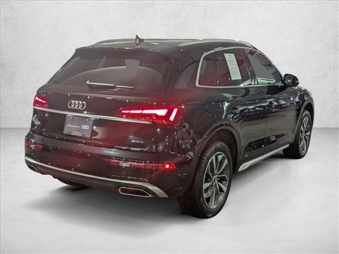 Certified 2023 Audi Q5 2.0T Prestige w/ Prestige Package image 5