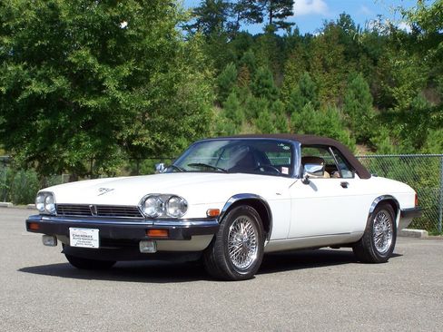 Used 1989 Jaguar XJS V12 Convertible image 1