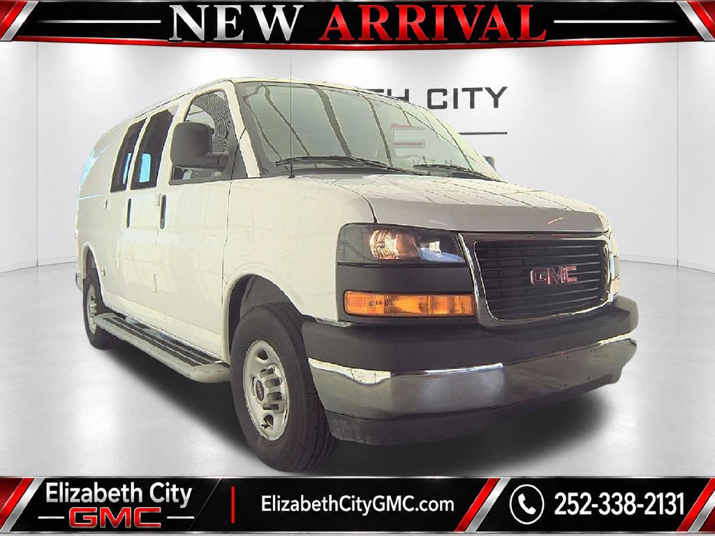 Used 2025 Chevrolet Express 2500 w/ Driver Convenience Package RWD image 1