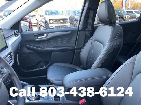 New 2026 Ford Escape Platinum w/ Premium Technology Package AWD/4WD image 10