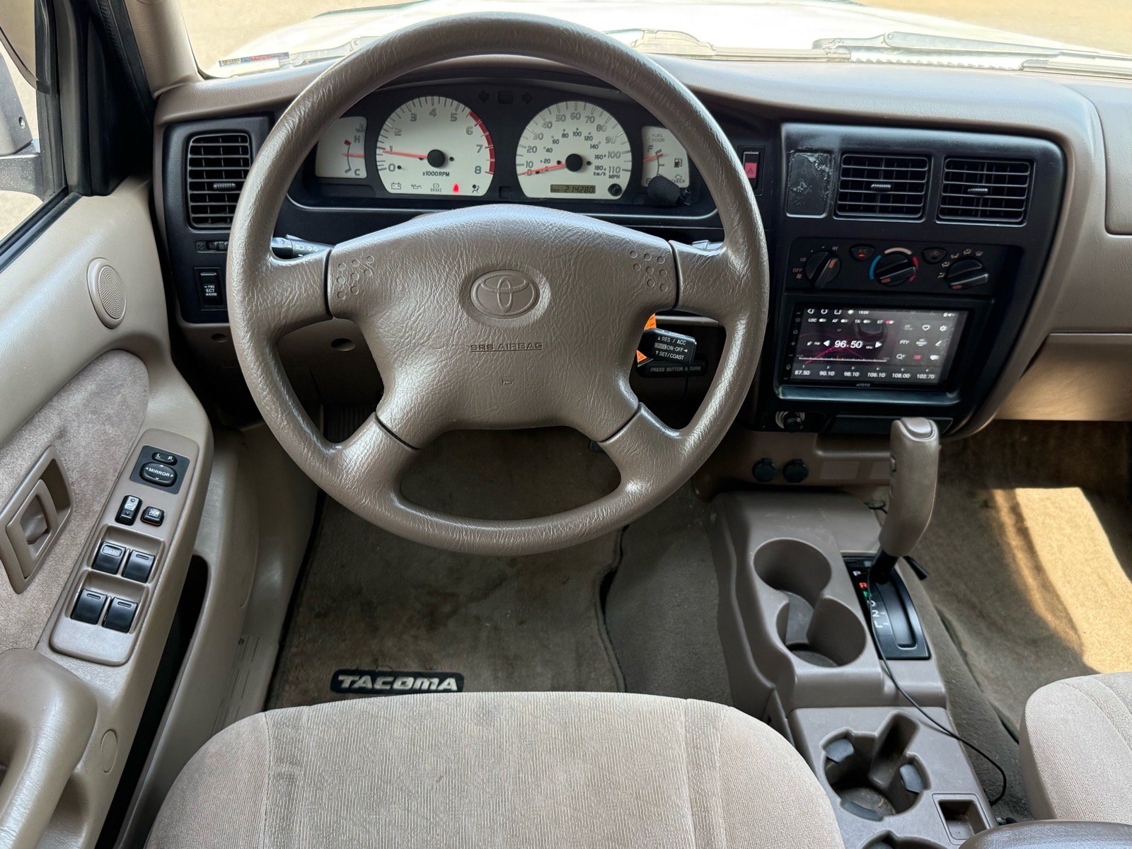 Used 2004 Toyota Tacoma PreRunner RWD image 8