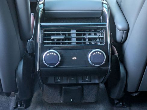 New 2026 Land Rover Range Rover Sport Dynamic SE AWD/4WD image 28