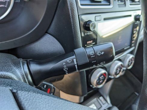 Used 2018 Subaru Forester 2.5i Premium w/ All-Weather Package image 34