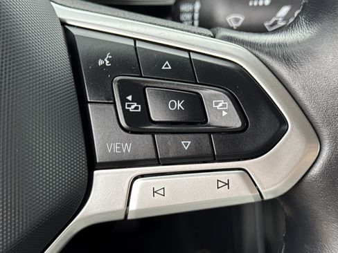 Used 2024 Volkswagen Jetta SE image 23