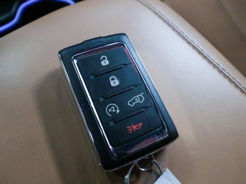 Used 2022 Jeep Grand Cherokee Summit w/ Advanced Protech Group IV image 20