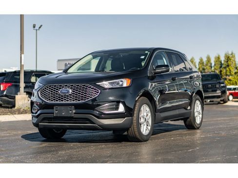 Used 2024 Ford Edge SEL image 2