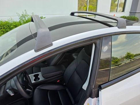Used 2023 Tesla Model 3 Standard Range RWD image 21