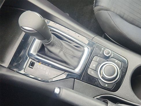 Used 2016 MAZDA MAZDA3 i Sport FWD image 15
