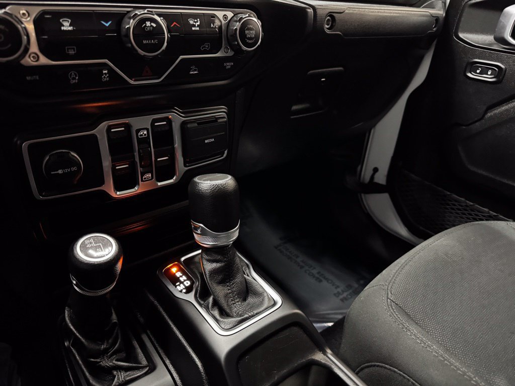 Used 2022 Jeep Gladiator Sport AWD/4WD image 26