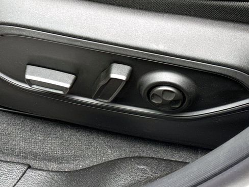 New 2026 Jeep Grand Cherokee Altitude image 13