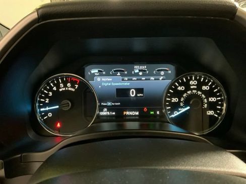 Used 2018 Ford F150 Lariat w/ Equipment Group 502A Luxury AWD/4WD image 15