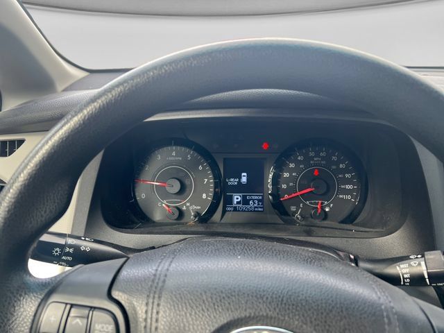 Used 2015 Toyota Sienna LE AWD/4WD image 14