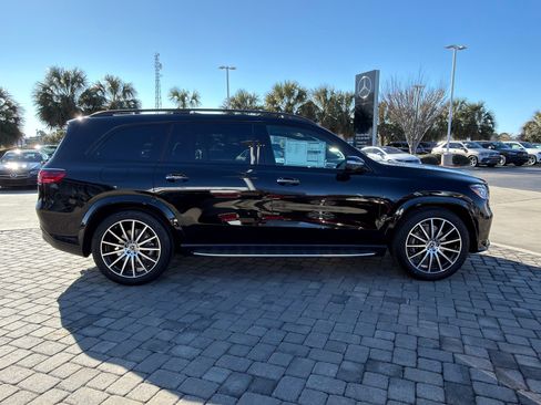 New 2026 Mercedes-Benz GLS 450 GLS 450 image 9