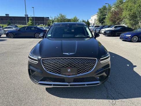 Used 2025 Genesis GV70 2.5T AWD/4WD image 2