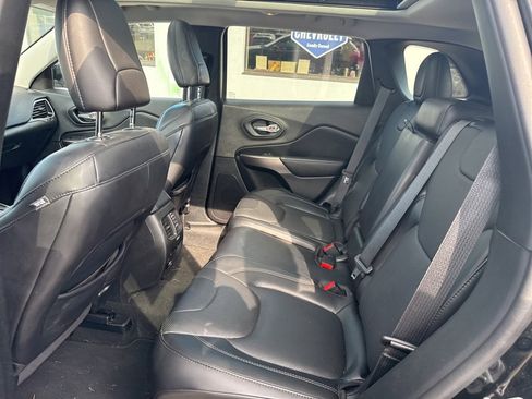 Used 2021 Jeep Cherokee Limited w/ Elite Package image 30
