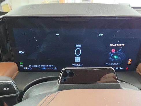 Certified 2025 Lincoln Aviator Reserve w/ Equipment Group 201A AWD/4WD image 12