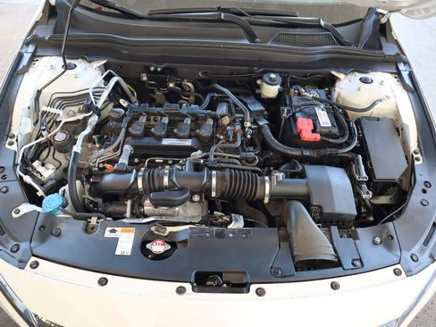 Used 2018 Honda Accord EX-L image 12