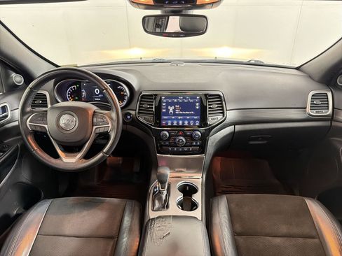 Used 2019 Jeep Grand Cherokee Altitude image 17